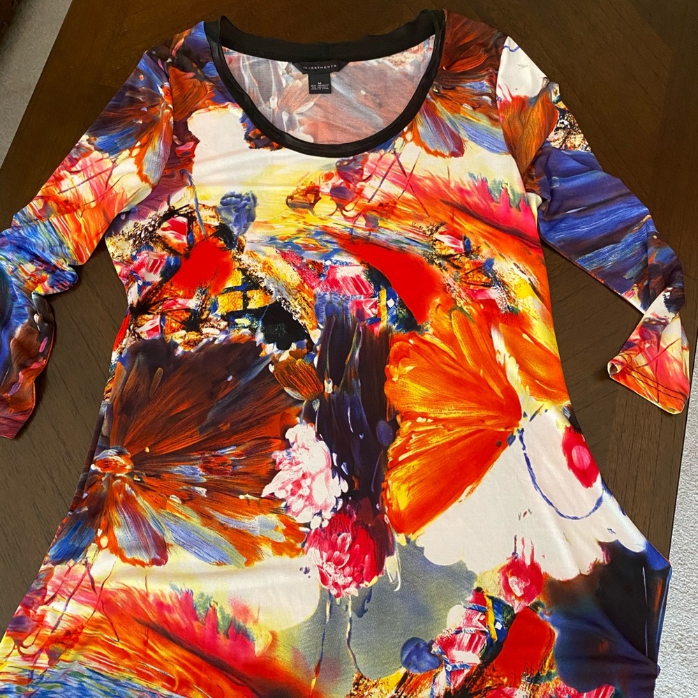 𝕀𝕟𝕧𝕖𝕤𝕥𝕞𝕖𝕟𝕥𝕤 Mulitcolor Top